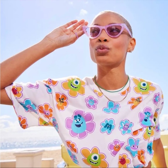 Disney Monsters, Inc Semi Crop Top Size - Medium - Picture 2 of 9